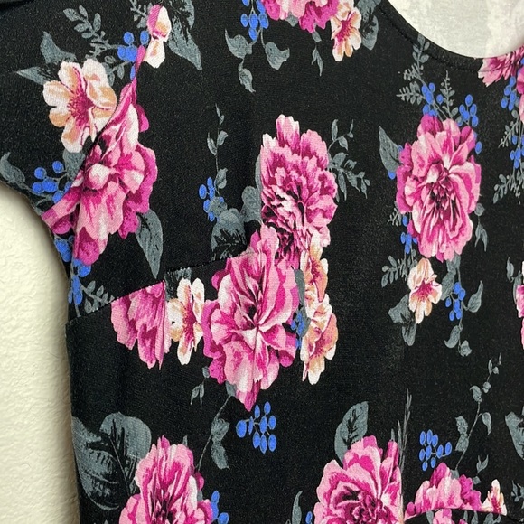 Torrid Women’s Mini Studio Luxe Floral Printed Ponte Knit Mini Dress Size 1X - Picture 5 of 13